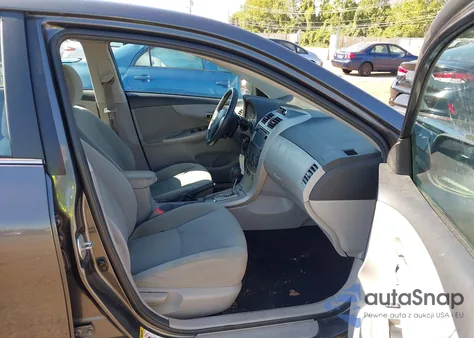 2013 Toyota Corolla Le z USA, uszkodzony, nr VIN 2T1BU4EE6DC062488